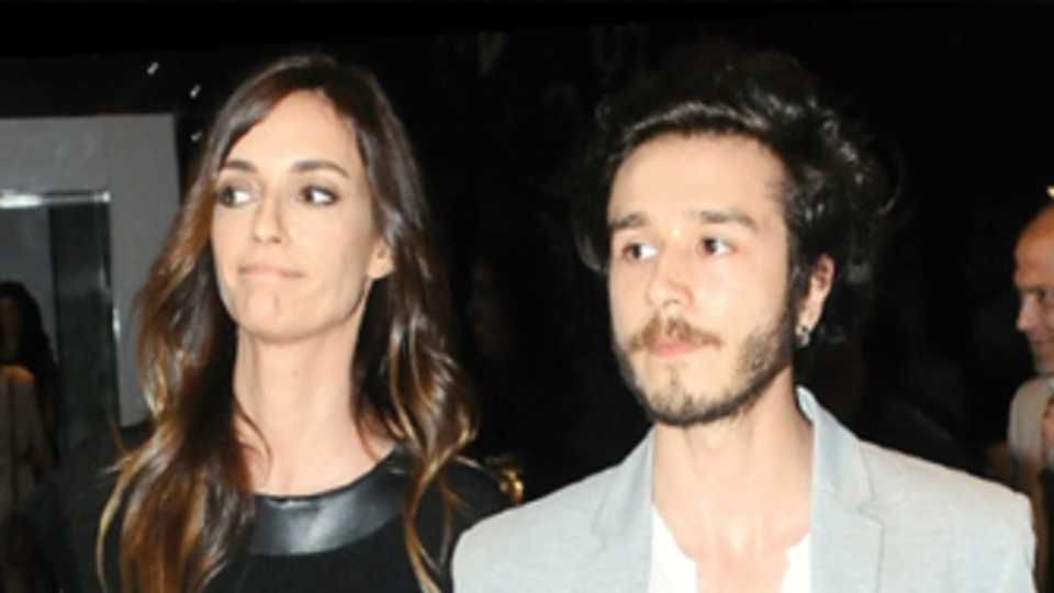 Galaya el ele geldiler