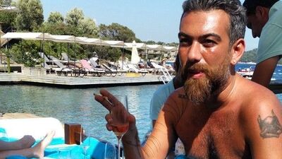 Çilekli şampanya ile lahmacun!