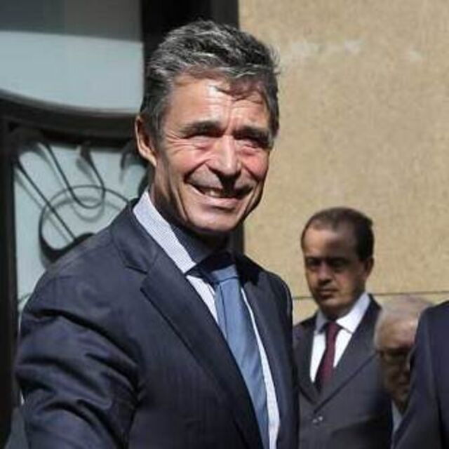 Rasmussen'den rehine çağrısı!
