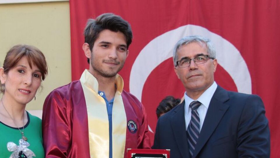 Mezuniyette 'Gezi Parkı' vurgusu müdürü istifa ettirdi