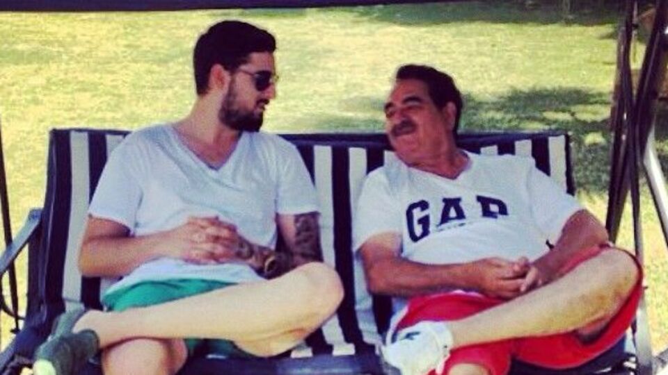 Albümün ilk klibi yolda