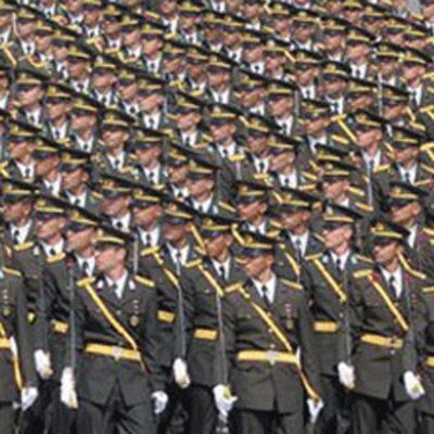 11 muvazzaf general görevine dönecek