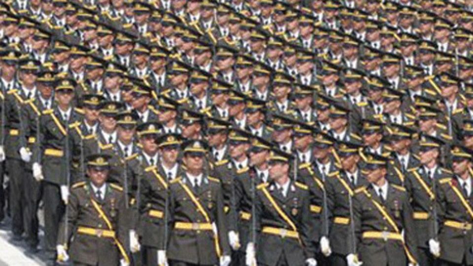 11 muvazzaf general görevine dönecek