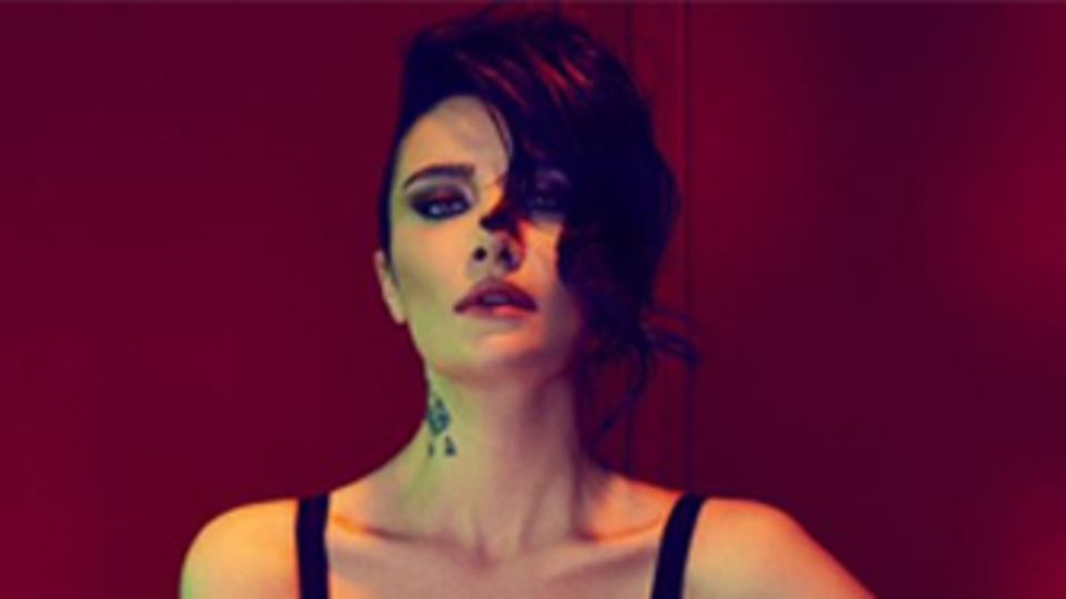 Doğum günü hediyesi Esmer Günler