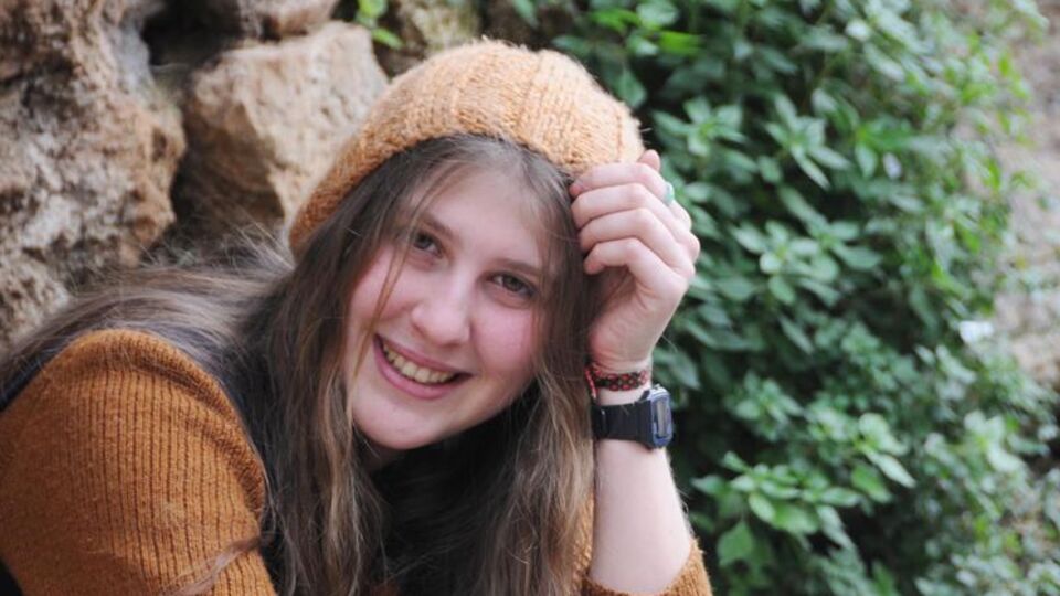 'Kırmızı fularlı kız'ın ailesi konuştu!