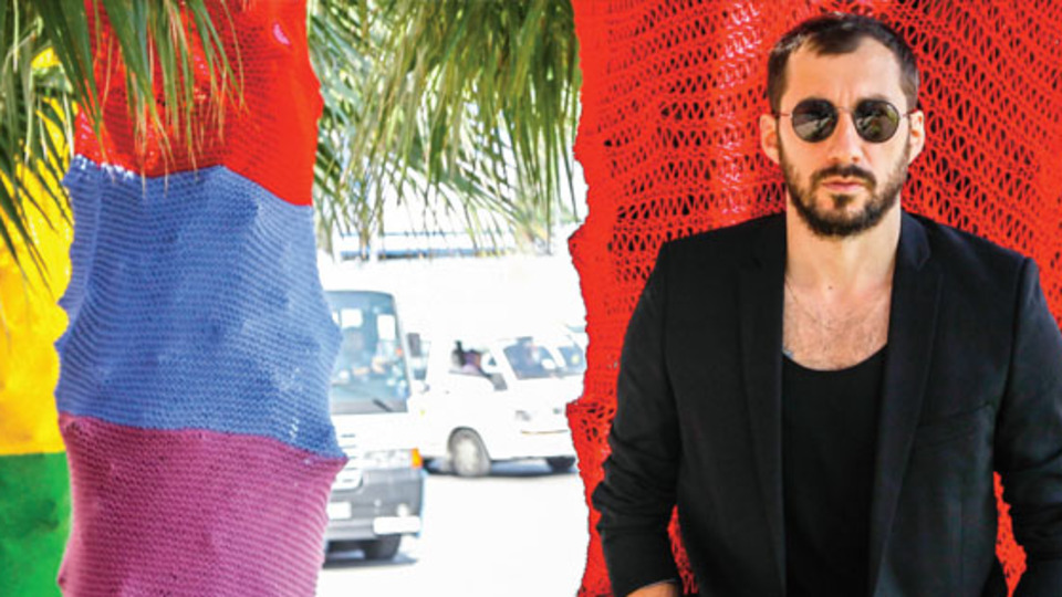 Yeni sokak sanatı 'yarn bombing'