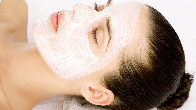 ‘Eşek sütünü kullanın cildiniz güzelleşsin!’