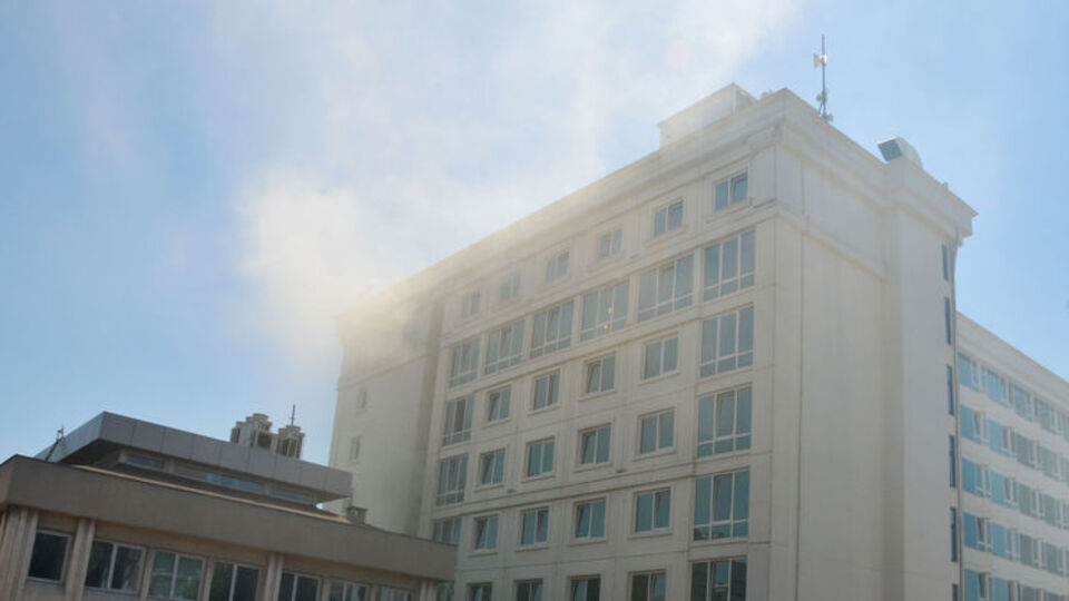 Fatih'te otel yangını