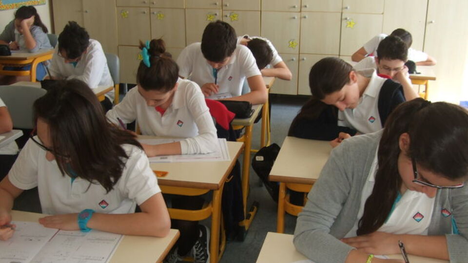 Altın madalya kazanan öğrenciye yüzde 10 ek puan!