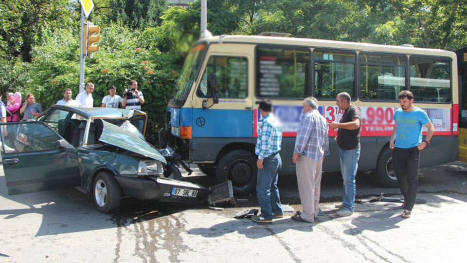 Başbakan Erdoğan'ın evinin önünde kaza