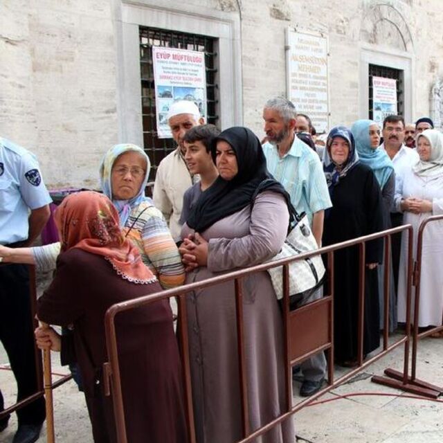 Ramazan'da en çok bu türbeler ziyaret ediliyor