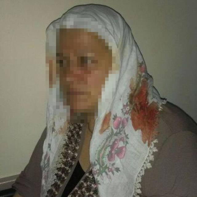 Gelininin başını balta ile yardı