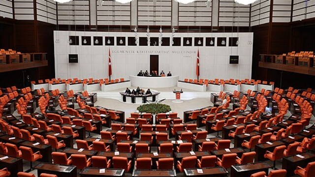 Geri kabul anlaşması tasarısı kabul edildi