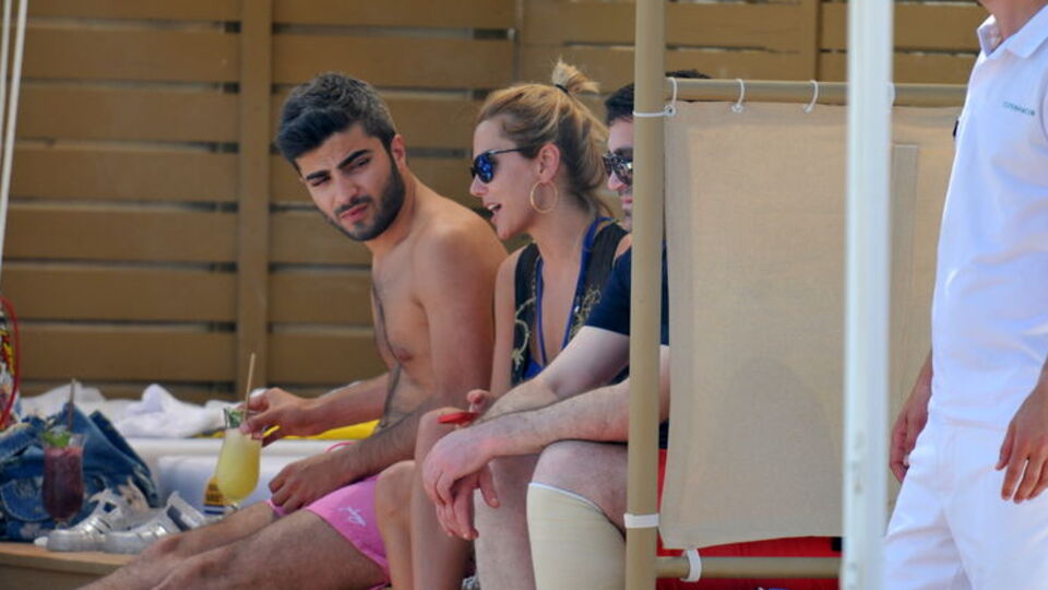 Ece Erken bebek istiyor!