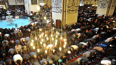 Kaç saat oruç tutacağız?