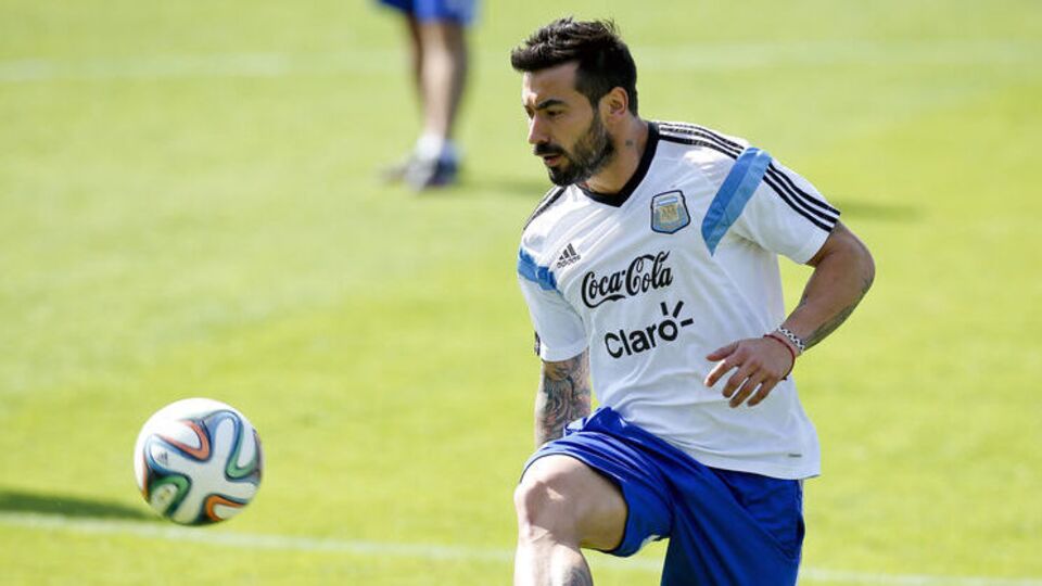 "Lavezzi çıplak oynasın!"
