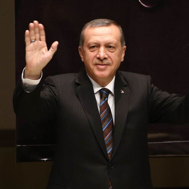 Seçim karargâhı belli, kampanya şarkısı hazır