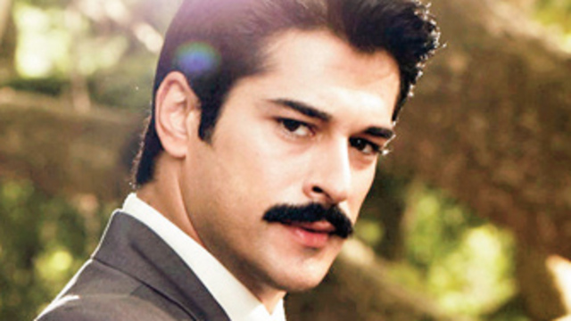 Burak Özçivit Ay Yapım'da