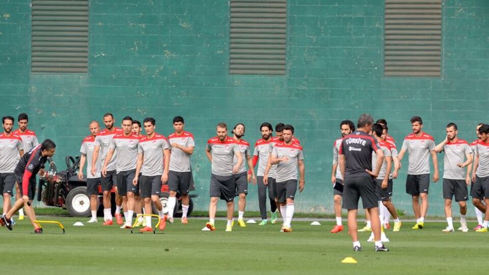 Milli maçlar Saracoğlu'nda