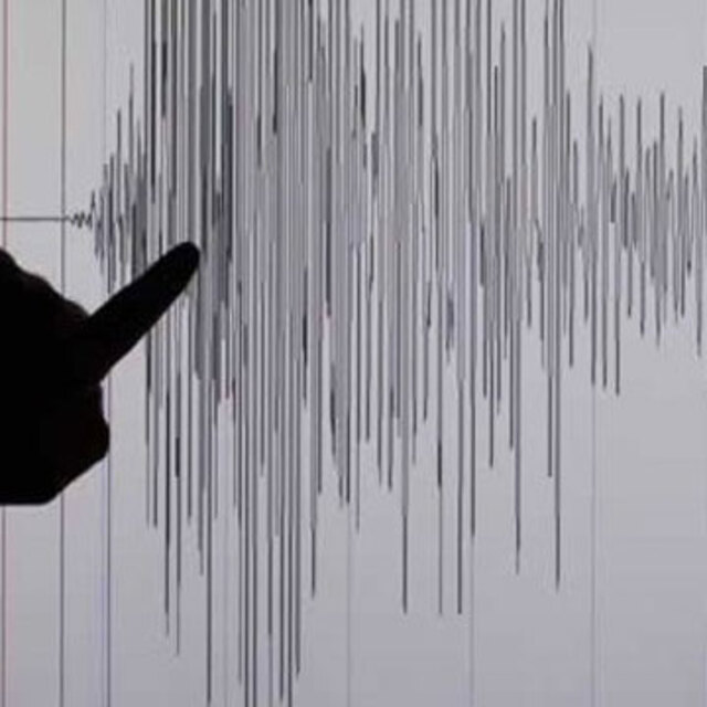 Van'da deprem!