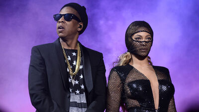 Şarkı sözlerini duyanlar şoke oldu!