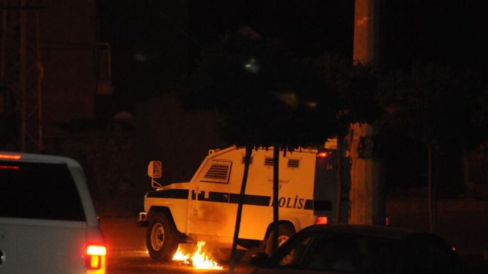 Van'da polise ateş açıldı