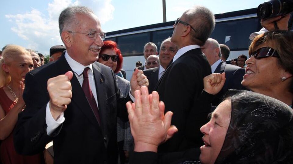 "Devletin tepesine siyasi özel gündemle çıkılmaz"