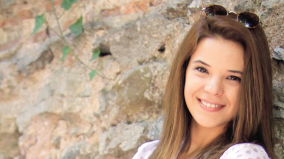 'Kızlar yüzünden kadınlığımı unutuyorum'