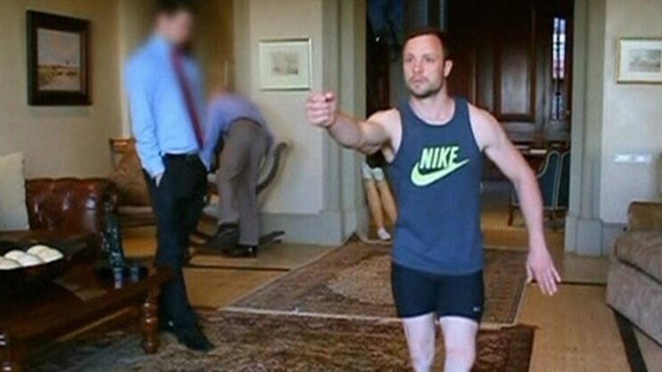 Pistorius cinayet anını böyle canlandırdı