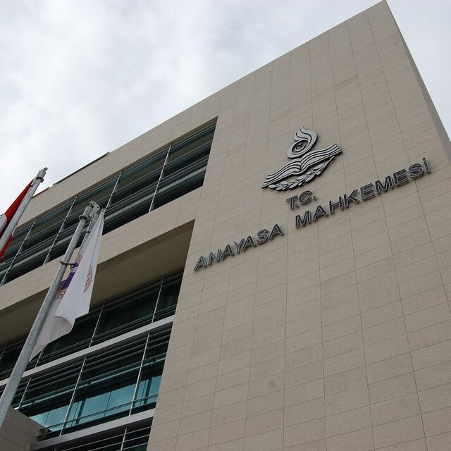 AYM'den bakanlığın 'kanun yararı' yetkisine vize
