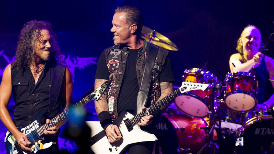 Metallica'dan tuhaf istek!