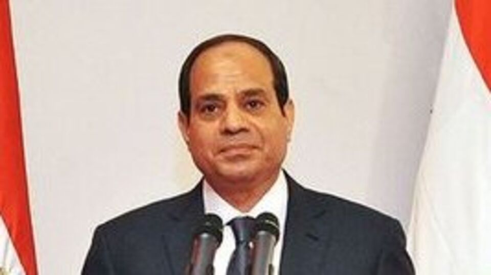 Sisi'den Maliki'ye destek
