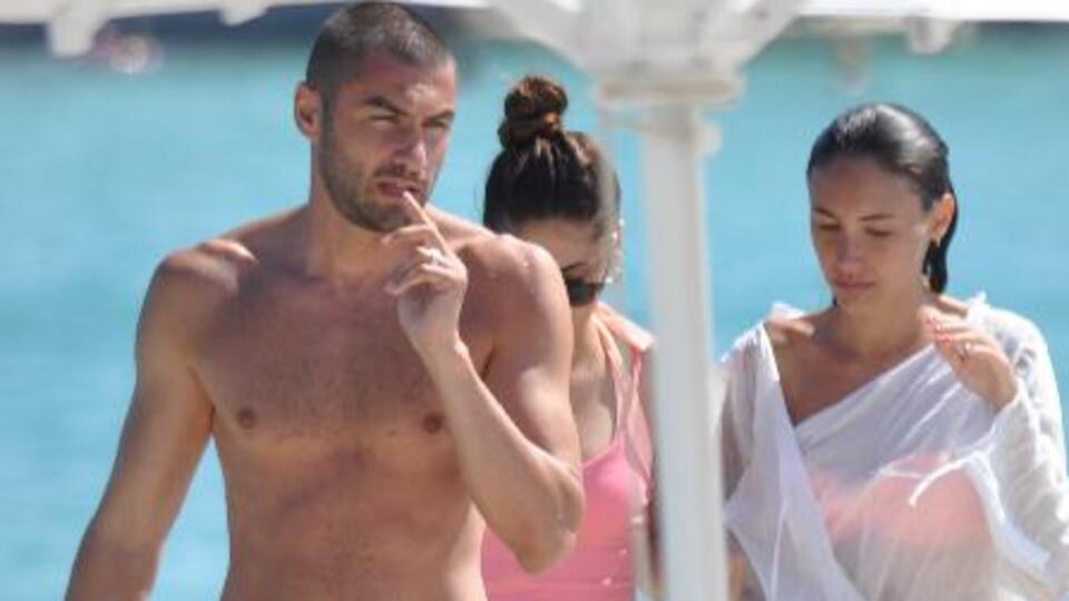 Her sene aynı mayo!