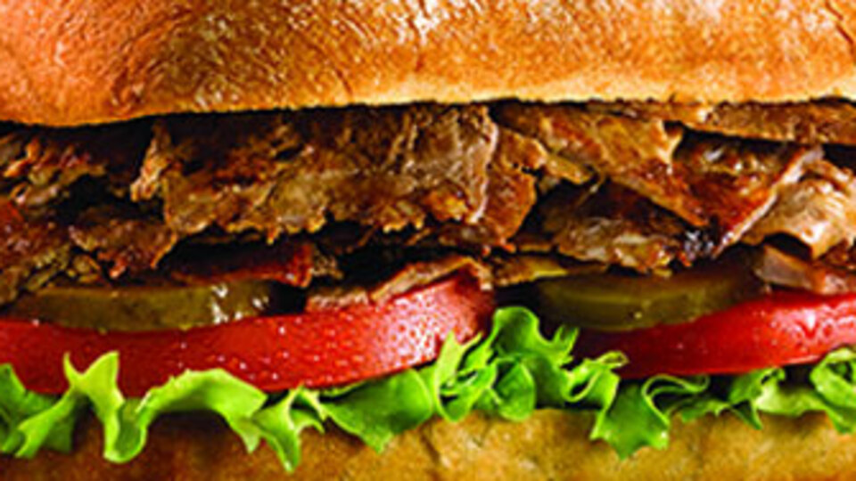 Sabancı'nın torunu döner işine girdi!