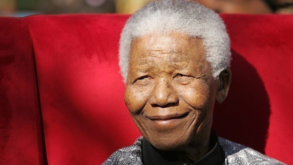 FBI'ın Mandela'yı izlediği belgelendi