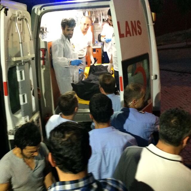 'Genç polis, kazara meslektaşını alnından vurdu' iddiası!