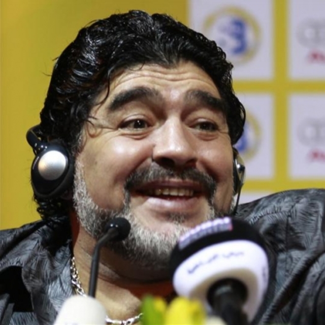 Maradona'dan çıldırtan şarkı