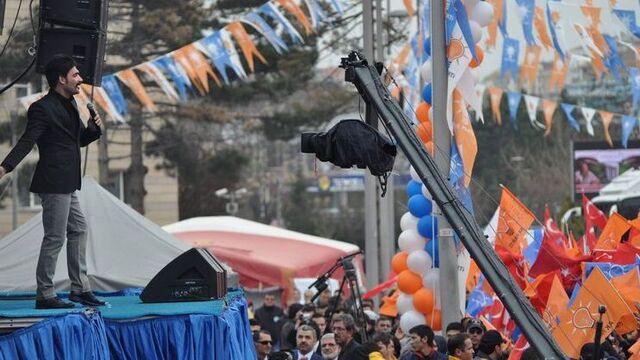 Başbakan: Uğur Işılak gönlümüzü fethetti
