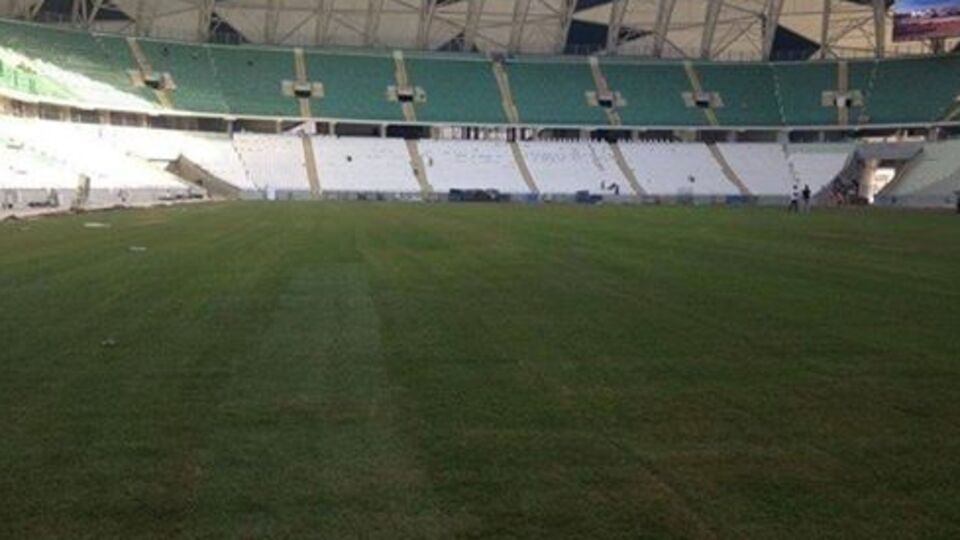 Yeni Konya Stadı'nın çimleri seriliyor
