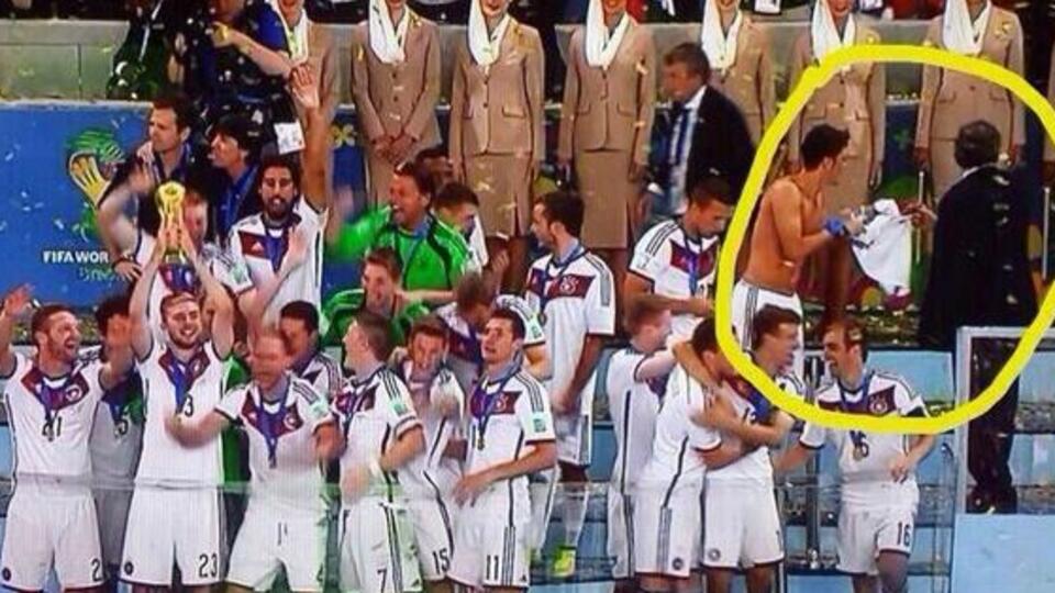 Mesut formayı neden çıkardı?