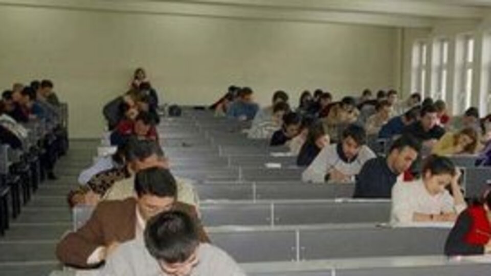 Bolu'da cemaatin okul ve dershaneleri mühürlendi