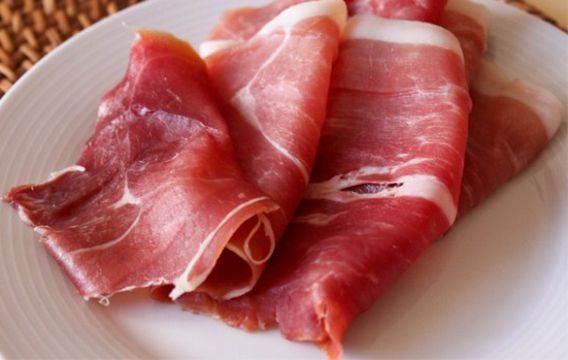 Sucuk ve jambon üreticilerine rekor para cezası