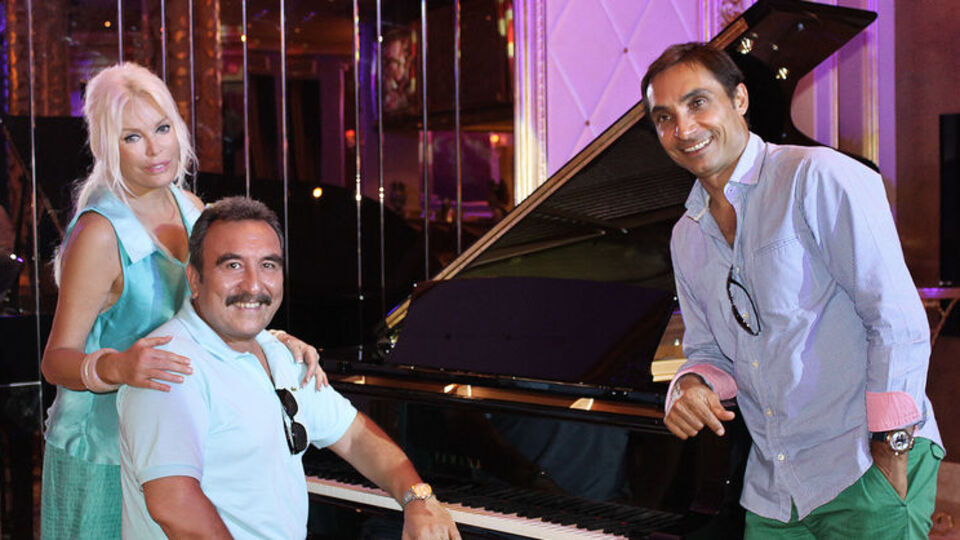 "Nikah masasında buluştular"