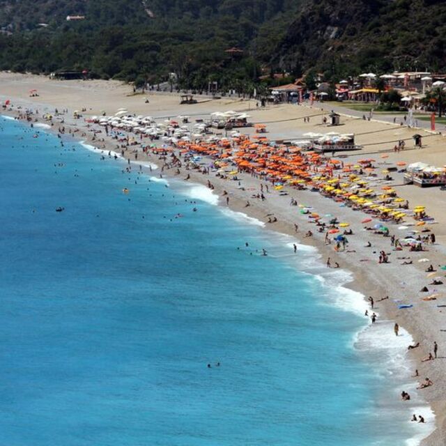 Antalya'ya kadınlar plajı