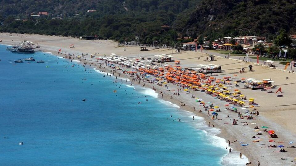 Antalya'ya kadınlar plajı