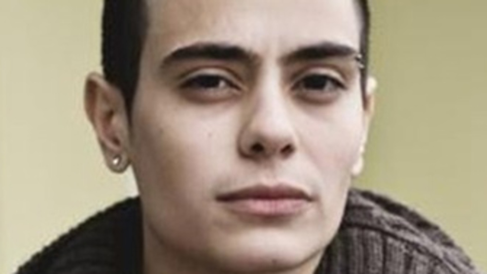 Rüzgar Erkoçlar yazar oldu