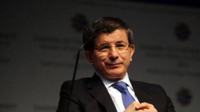 Davutoğlu: O yiğit halka selam olsun