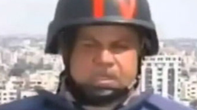 Muhabir canlı yayında gözyaşlarını tutamadı