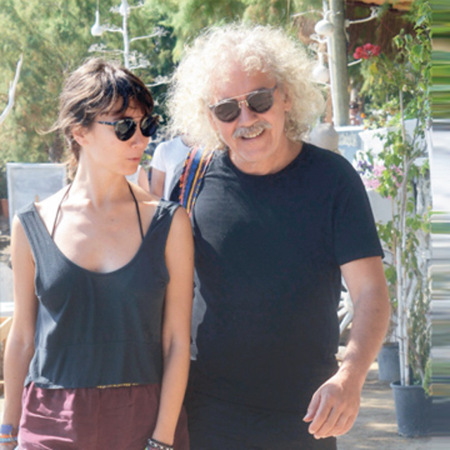Konser öncesi tatil