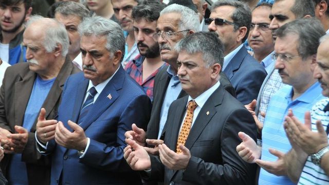 Bakan Yazıcı'nın acı günü